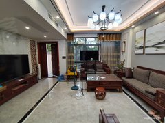 桂林临桂西城大道包物业兴荣郡别墅六室三厅6卫 住家装修中央空调 吾悦金茂万达出租房源真实图片