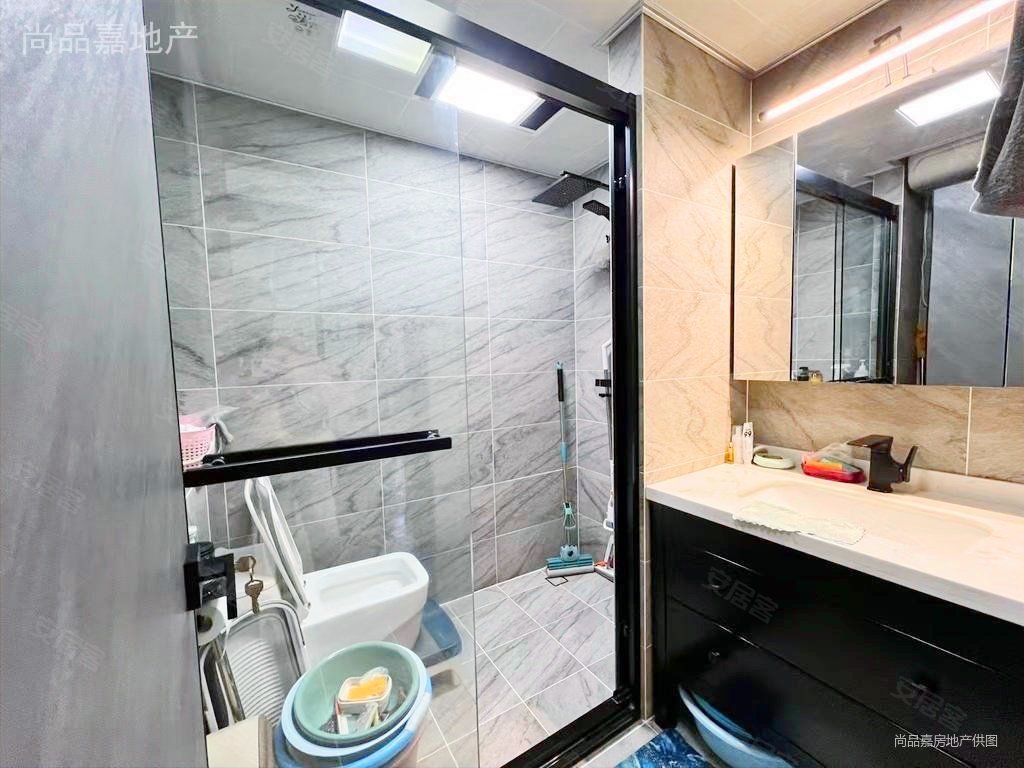 福顺尚景2室1厅1卫125㎡南109万