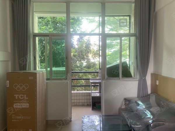 广州花都花山两龙中街小区近花东中学精装单间,采光好南北通透位置