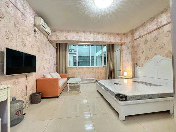 淄博张店美食街华夏国际押一付一!可短租!华夏国际!真实照片!