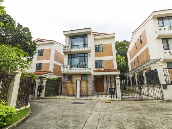 【多图】颐园(别墅),银湖租房,花园小区 温馨2房双卫 带固定车位 环境