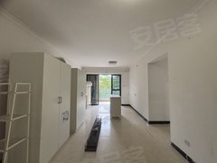 广州海珠江南西可逸家园 小区管理 东南向 电梯 全明屋出租房源真实图片
