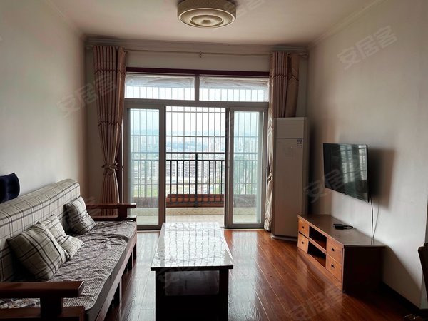 精装 两房一厅 拎包入住 出行方便出租房源真实图片