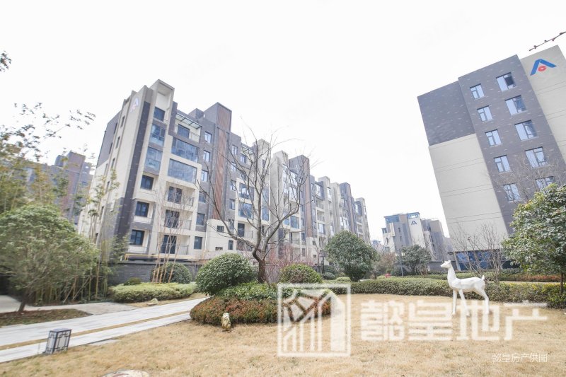 建业桂园4室2厅2卫179.66㎡南北218万