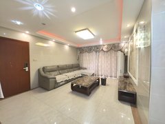 东莞高埗高埗城区新世纪颐龙湾 南北通透 精装修保养不错 4室2厅2卫出租房源真实图片