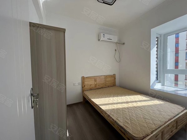 重庆南岸刘家坪象雄花园象雄花园 3室2厅2卫 电梯房 100平出租房源