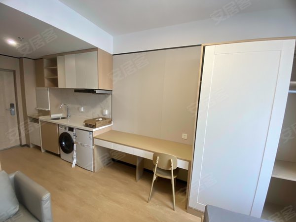 济南高新国际会展中心龙湖上城龙湖冠寓毕业季新上房源!可办房补!