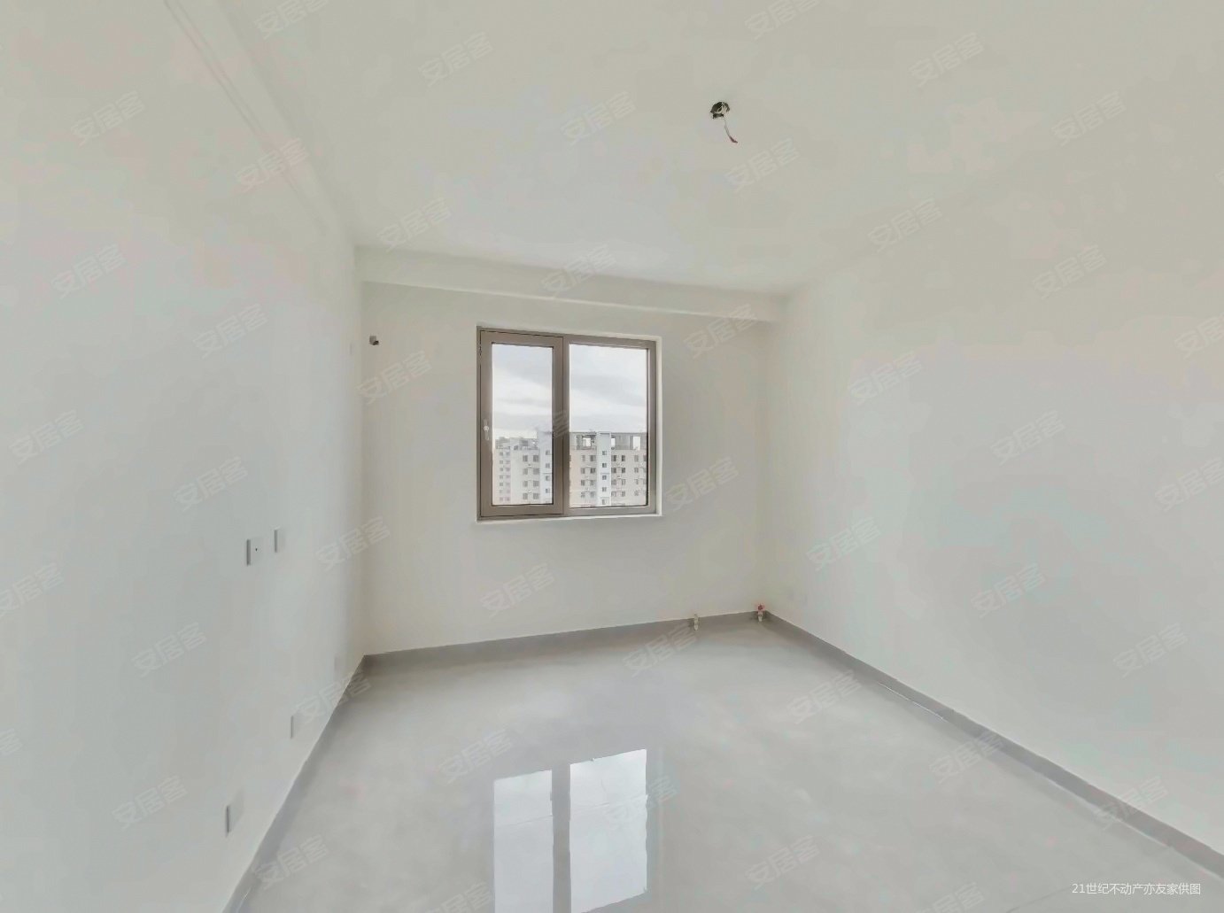 南海家园二里3室2厅2卫108.49㎡南北468万