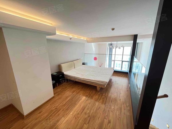 天津开发区第五大街君景广场五大街永旺,合生君景湾君景广场,精装loft