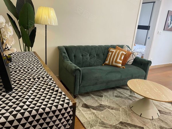 海景中心 2室2厅1卫 精装修 配套齐全 电梯房,天河租房-广州58安居客