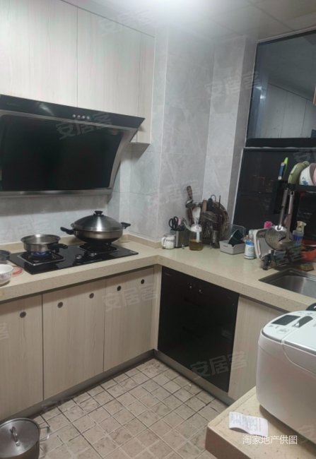 325万 莞城田禾塞纳河畔 4室2卫144.54平 入户莞城