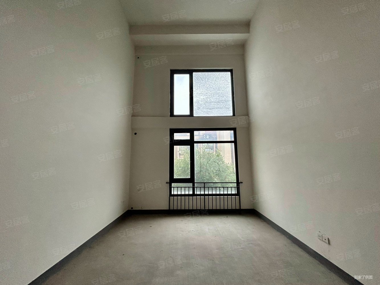 逸翠庄园(南区)4室2厅3卫135㎡西南150万