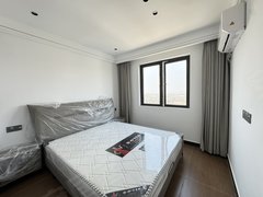 温岭温岭市区锦江中心石粘附近 湖镜园 一室一厅烧燃气 1600 看房方便出租房源真实图片