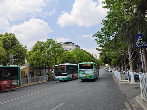 昆明五华小西门五华区人民医院职工宿舍整租 市中心东风西路文林小学