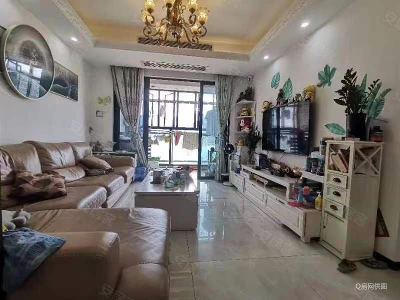 实拍 尚水天成高层南向三房两卫 价格好户型好