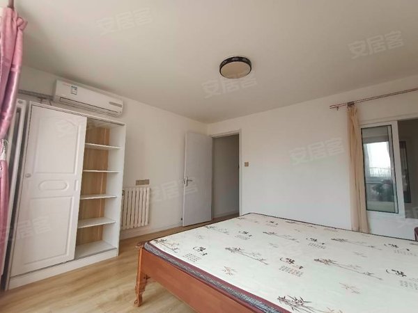 青岛即墨西元庄济青花苑公交站旁边精装电梯房 家具家电齐全拎包入住