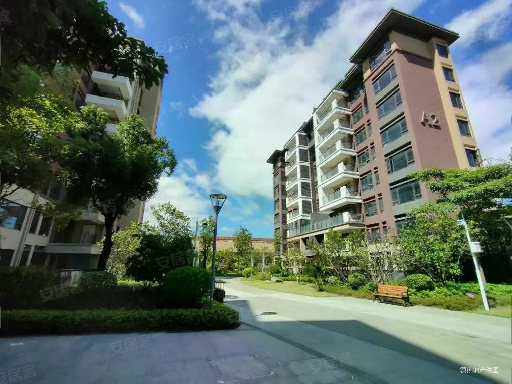 金裕星河丹堤二期