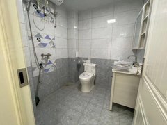 青岛市北中央商务区海泊雅苑 2室1厅1卫出租房源真实图片