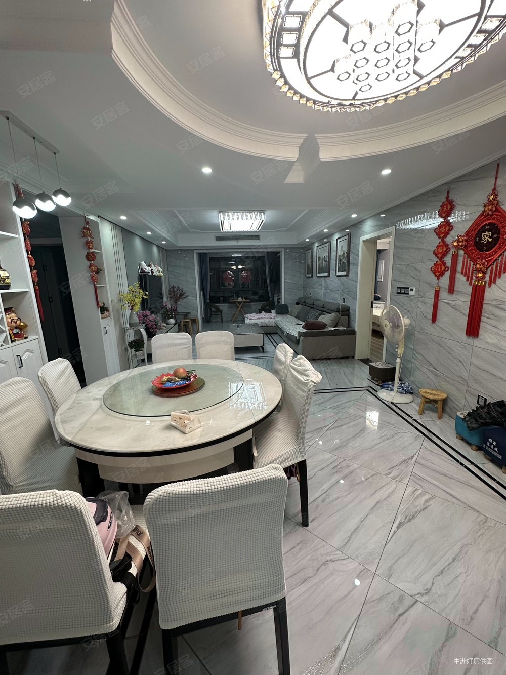 龙庭华府精装修三室二卫,好楼层采光好房东急卖随时看房有车位