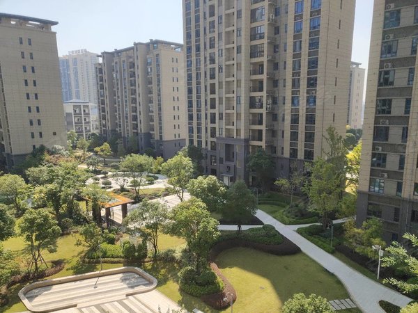 桂林临桂一院两馆桂林碧桂园桂林碧桂园精装大4房 5台空调 南北通透