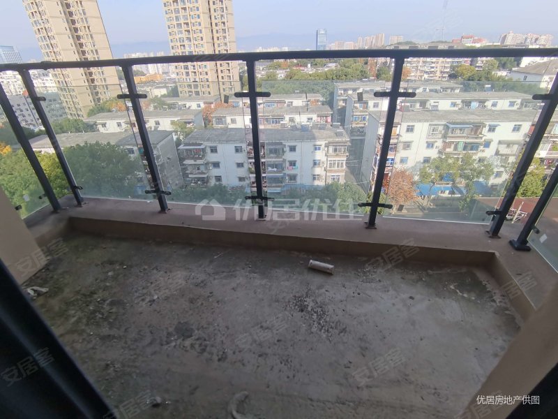 亏25万 3房2阳台,万佳半山学府二手房,96万,3室2厅,2卫,111平米-宜昌