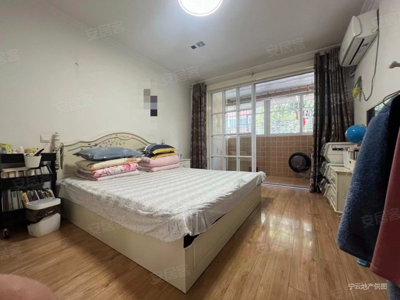 竹山路地铁口 天泰花园 交通便利 大两房得房率高 楼层好