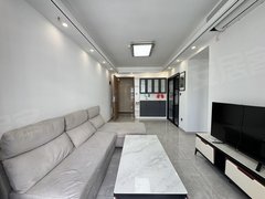 深圳龙华民治红山6979 小高层低密度小区 两房诚心出租 拎包入住出租房源真实图片