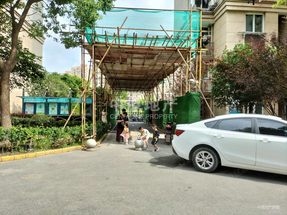 鹤沙航城汇贤雅苑2室1厅1卫70.75㎡南215万