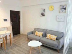 三明三元列东中央领域 精装单身公寓 一室一厅拎包入住出租房源真实图片