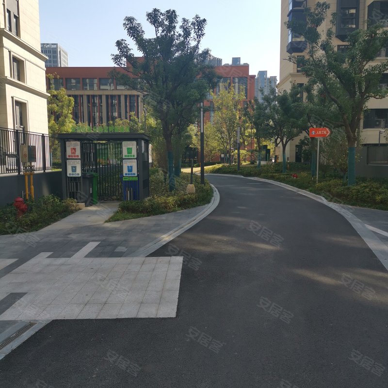 曼悦裕沁轩