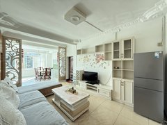 红河蒙自森林公园南湖边上   彩光非常好   家具齐全  拎包入住 无物业费出租房源真实图片