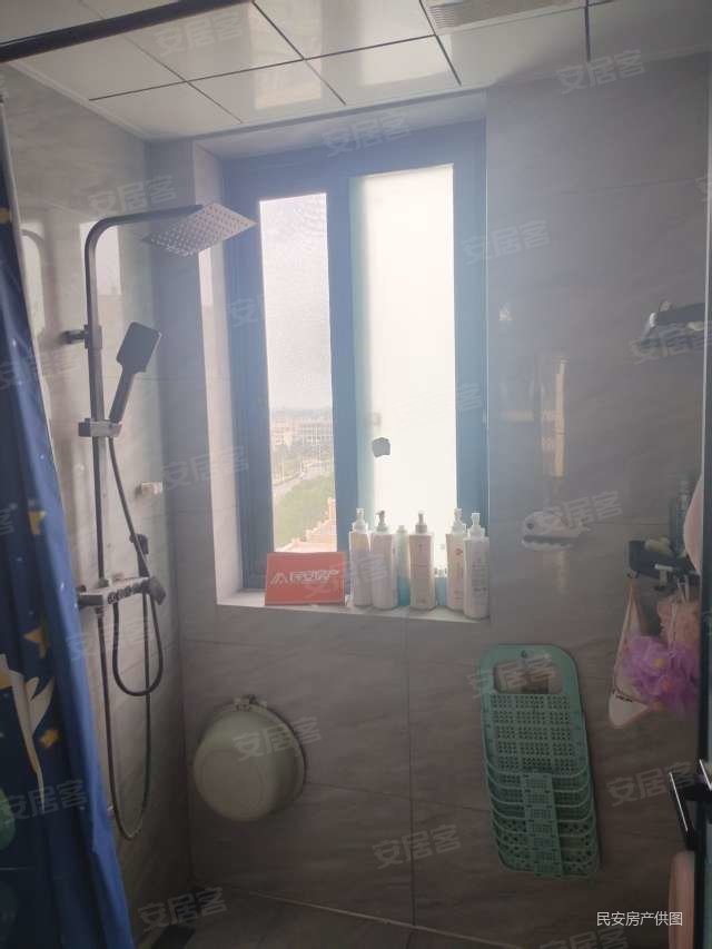 岳家湖公馆3室2厅1卫101㎡南北61万