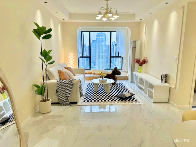 新出全新装修 欧鹏 3房 业主急卖!看房随时 朝南