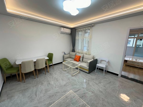 上海浦东川沙顺馨佳园华夏东路地铁口顺馨佳园精装一房交通便利随时