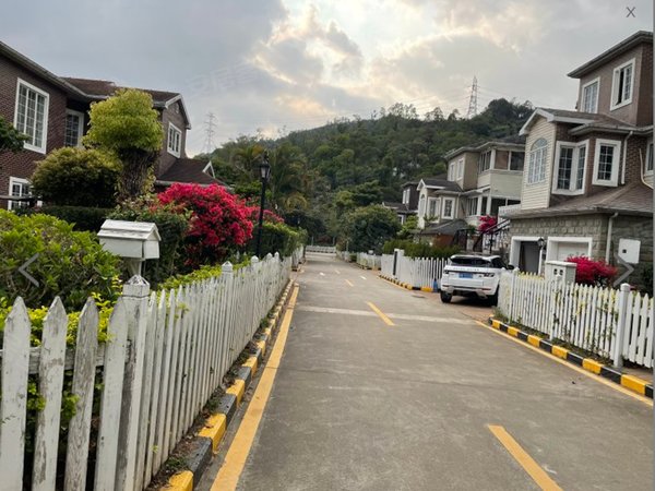 深圳罗湖莲塘仙湖山庄(二期别墅)仙湖山庄(二期别墅) 5室2厅4卫 精