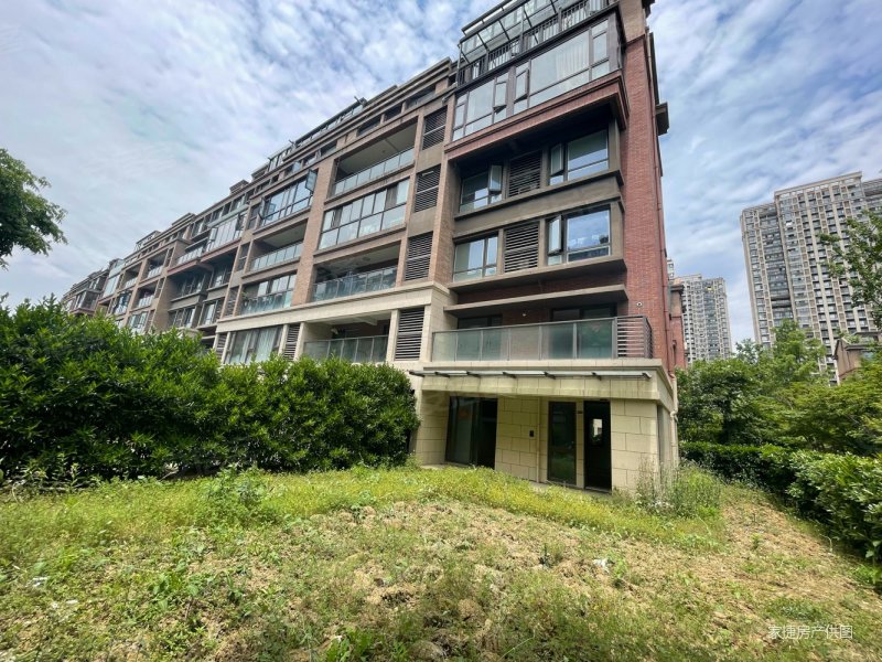 九龙仓碧堤雅苑