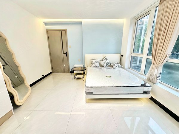 红苹果,九堡客运站租房,双地铁 朝南一室一厅带阳台干湿分离的卫生间