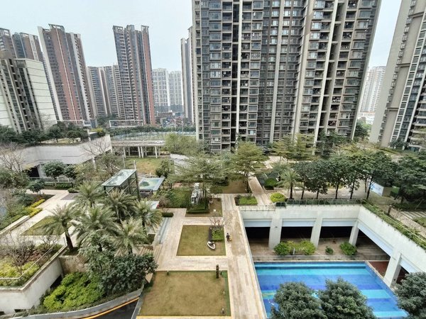 珠海香洲上冲华发城建未来荟山姆会员店 对面华发未来荟精装公寓