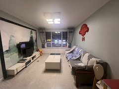 乌鲁木齐沙依巴克宝山路德汇万达对面宝山壹号电梯高层，两室两厅一卫，精装出租房源真实图片