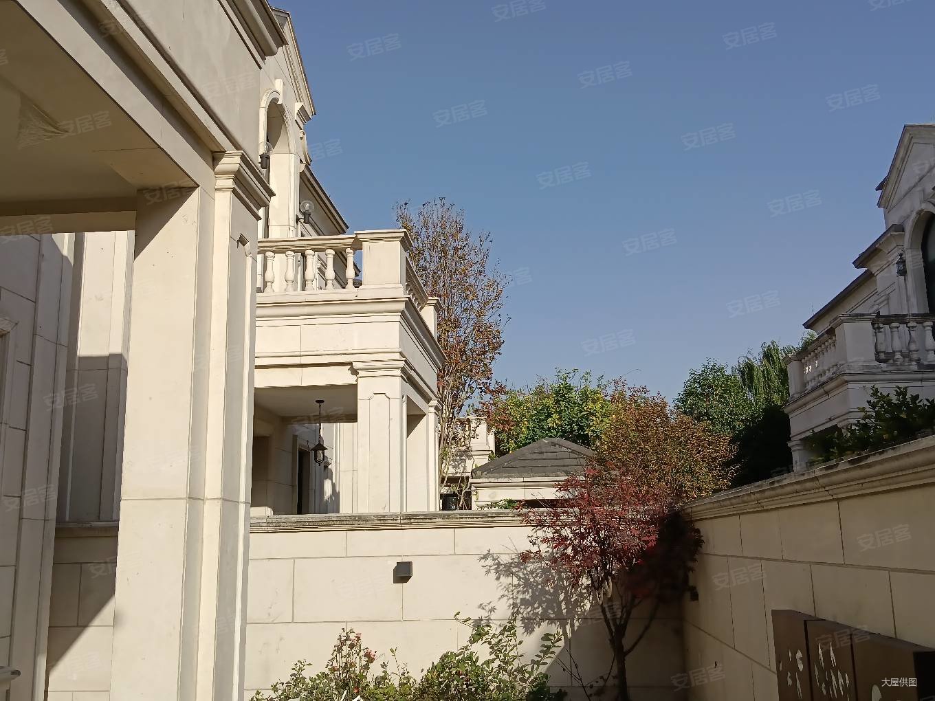 东晖龙悦湾别墅