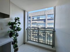 深圳南山华侨城世界之窗地铁站 荔园新村精装修拎包入住 民水民电 可免租一周出租房源真实图片