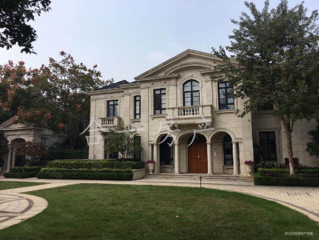 御园(别墅)4室2厅4卫319㎡南北3580万