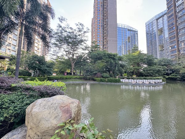 深圳南山前海佳兆业前海广场佳兆业前海广场 2室2厅1卫 精装朝南 配套