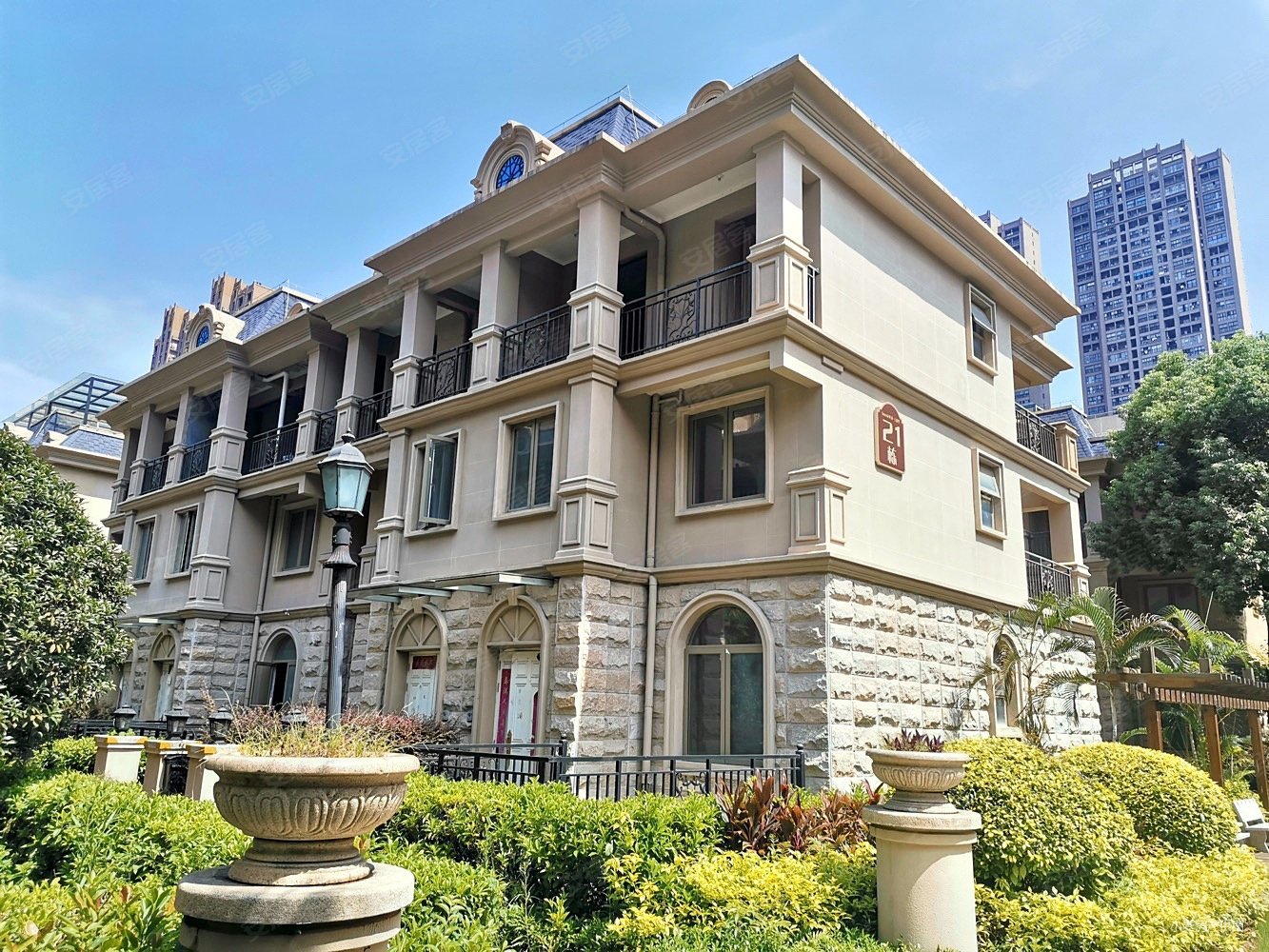 真便宜世茂3期联排318万带草地带车库带地下室带露台