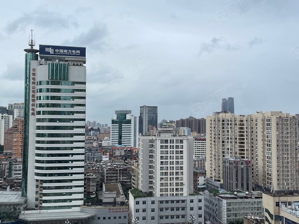 昆明盘龙白塔路尚义公馆恒隆广场丨东风地铁站丨空房3室丨无遮挡出租