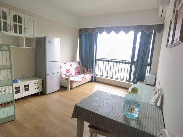 深圳龙岗横岗荣德雨辰公寓横岗地铁站荣德国际一房,家私全齐,智能门锁