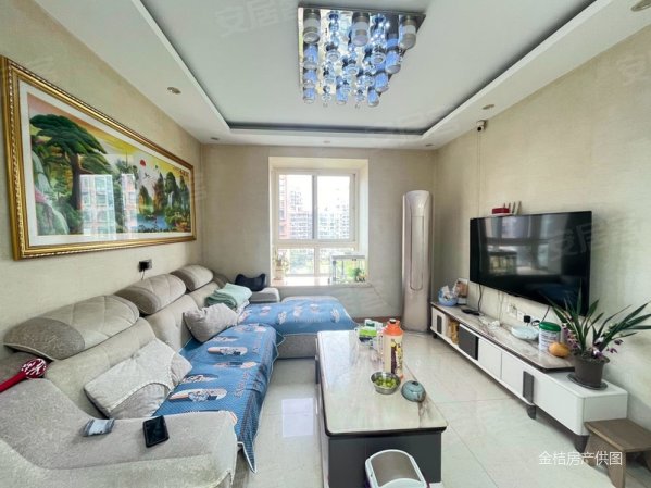 冠城大通蓝郡2室2厅1卫82.1㎡南北68万