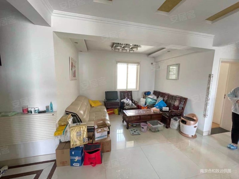 祥和雅苑(东区) 交通便利 电梯房 朝南 小三居 满五