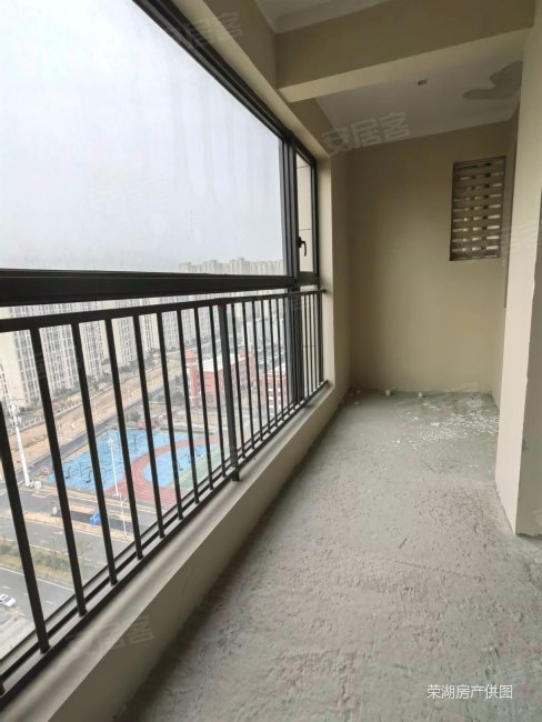 晋江一中分校旁中海悦江府毛坯四房两厅两卫高楼层视野好