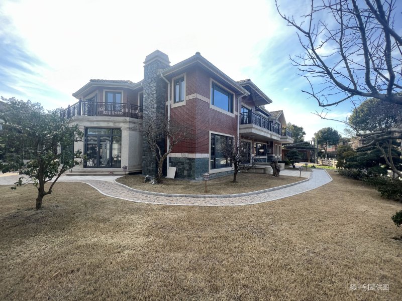 泗泾 满二 环境优美 豪华设计 低容积 产权清晰 楼层好,佘山银湖别墅